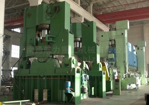 W11S-90X3000數控上輥萬能卷板機