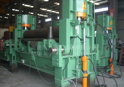 W11S-30X2500上輥萬能液壓數控卷板機